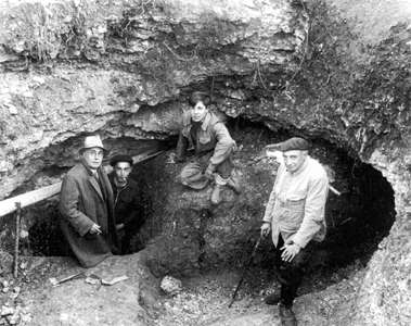 Entrance to the cave, September 1940