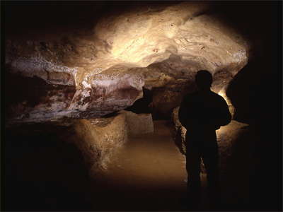 The Passageway, Lascaux