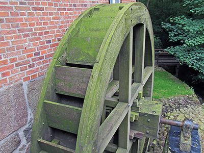 IMG_2393waterwheel1206hsm