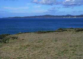 Headland south of Diggers Camp Beach