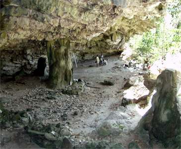Lene Hara cave