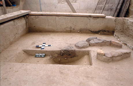 Galgenberg hearth with stones