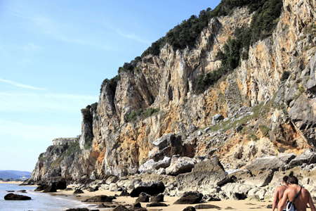   Pena perro and San Carlos Caves