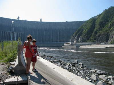 Yenisei River and the Sayansky canyon 