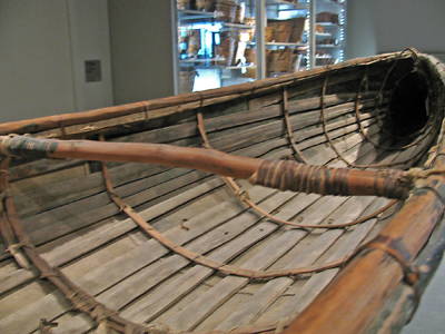 sealing canoe