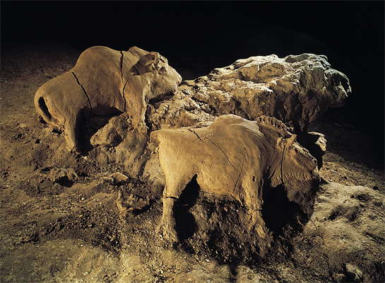 bison clay sculpture