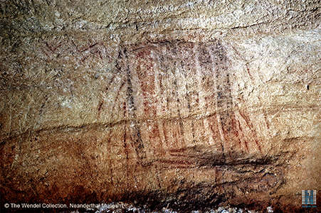 Salle de la Hutte paintings