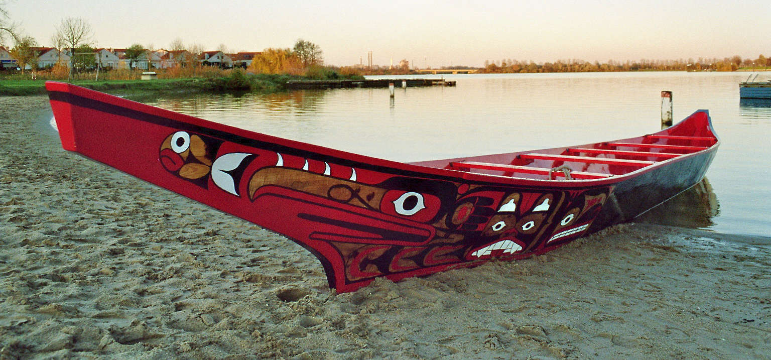 canoe designs of the first nations of the pacific northwest