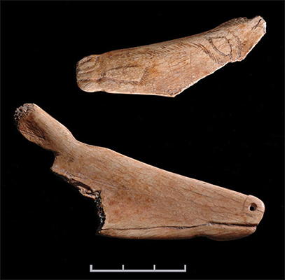 Tuc d'Audoubert hyoid figures