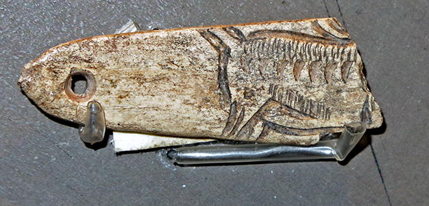 engraved pendant