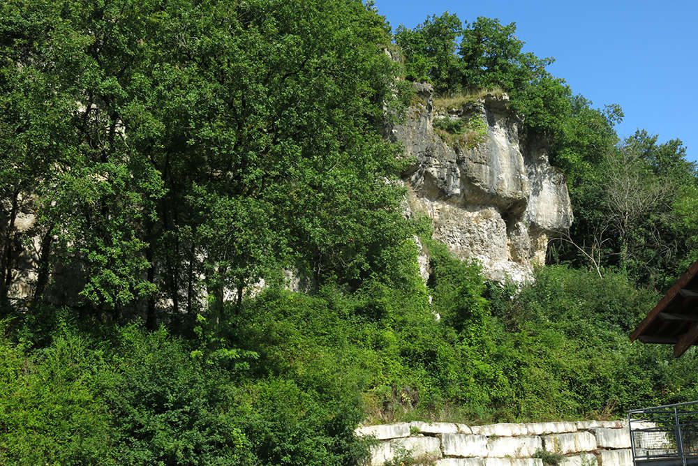 Grotte du Placard