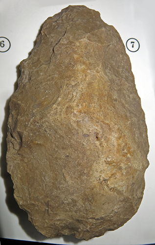  hand axe