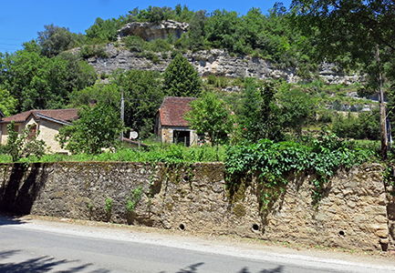 Le Moustier