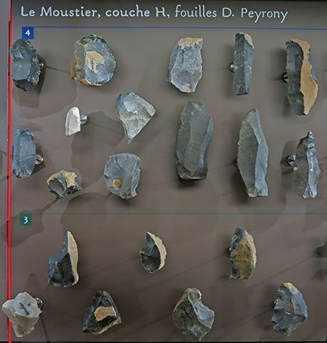 Le Moustier tools