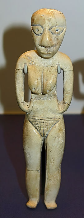 Badarian figurine