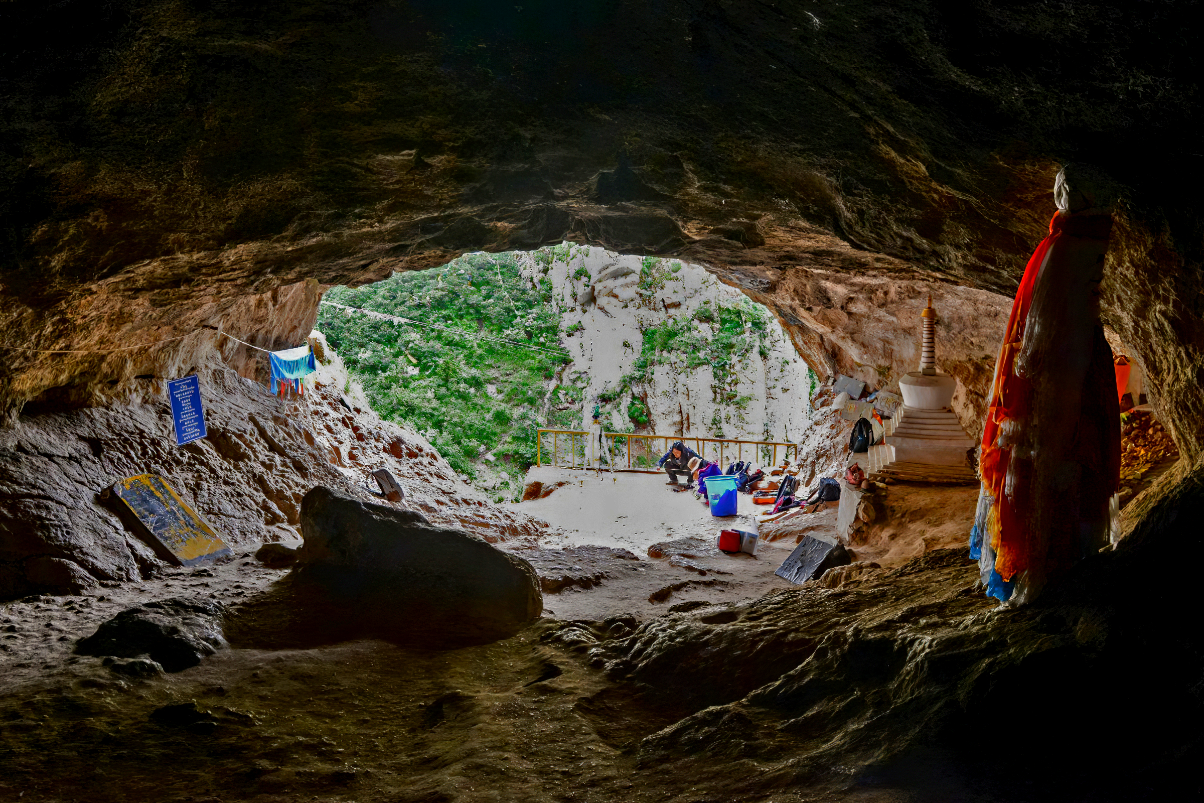 20,000-Year-Old Tooth Pendant In Denisova Cave Belonged To Paleolithic  Siberian Woman | IFLScience