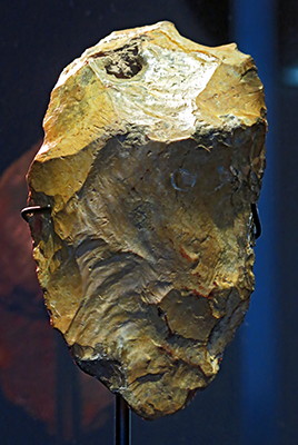 hand axe