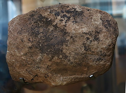 Le Moustier stone