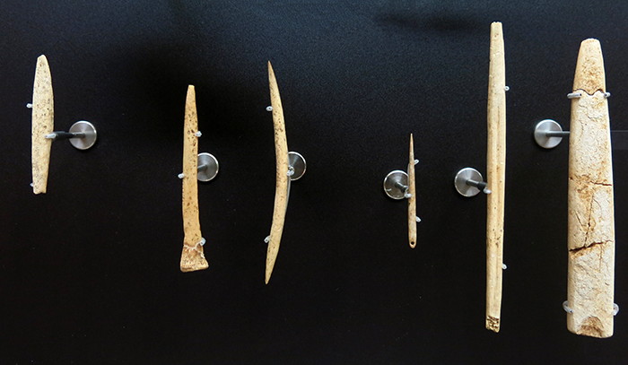 Combe Saunière tools