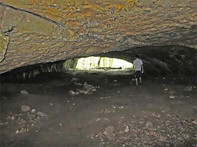 Pekarna cave