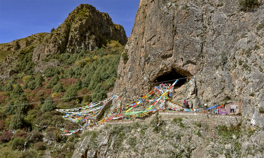Denisovan Tibet cave