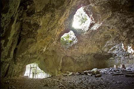 Brillenhöhle