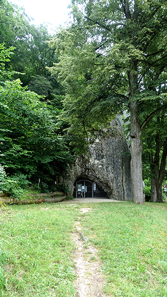  entrance to hohlefels