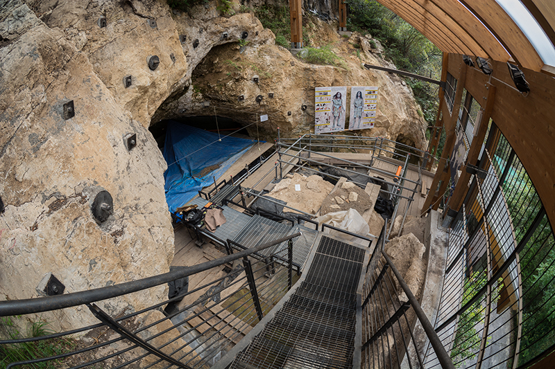 Grotta_di_Fumane_3sm