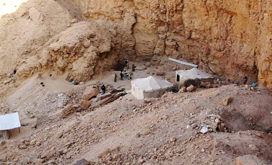 thutmoseIItombentrancebsm